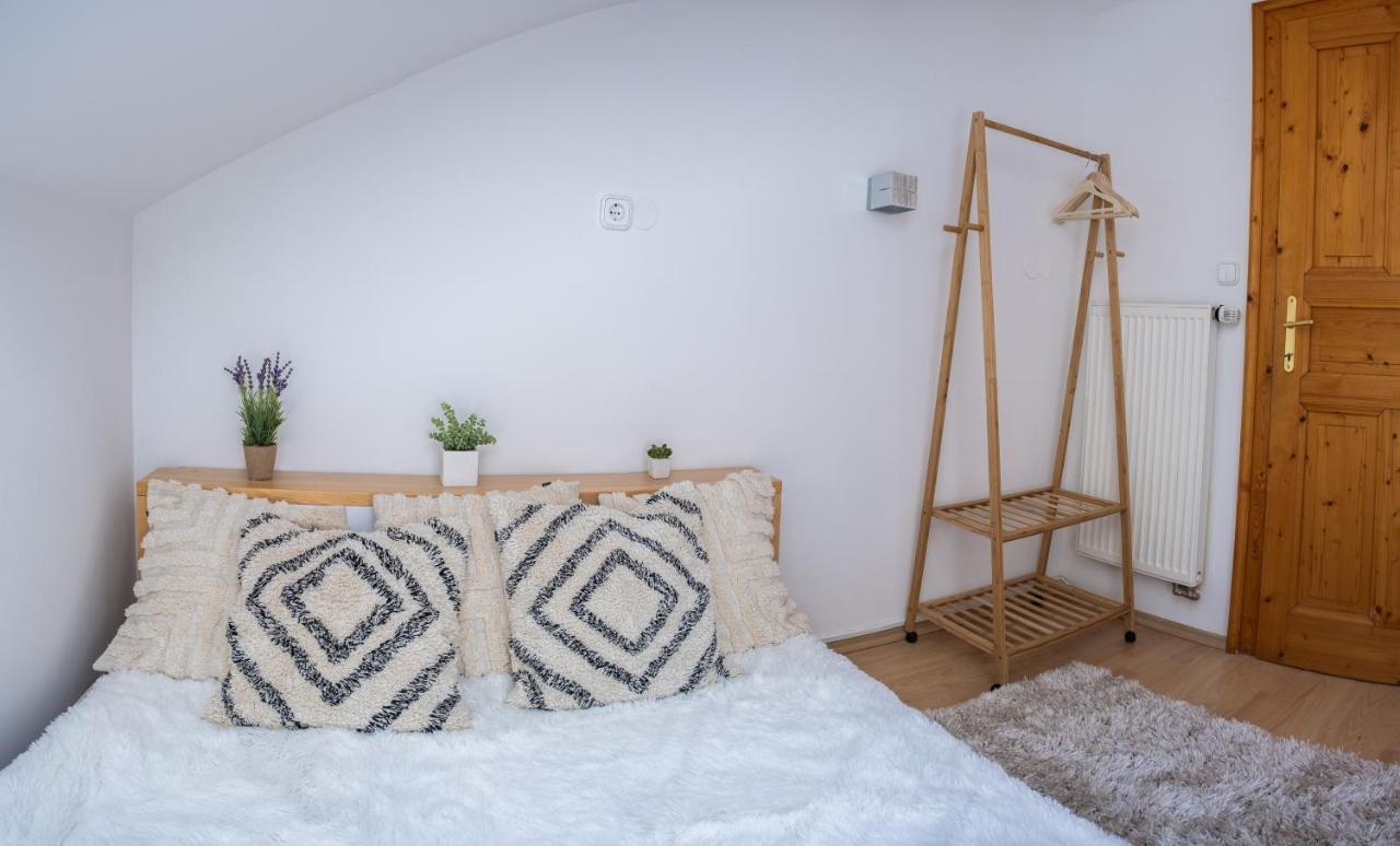 Sziklai Apartman Veszprém Exterior foto